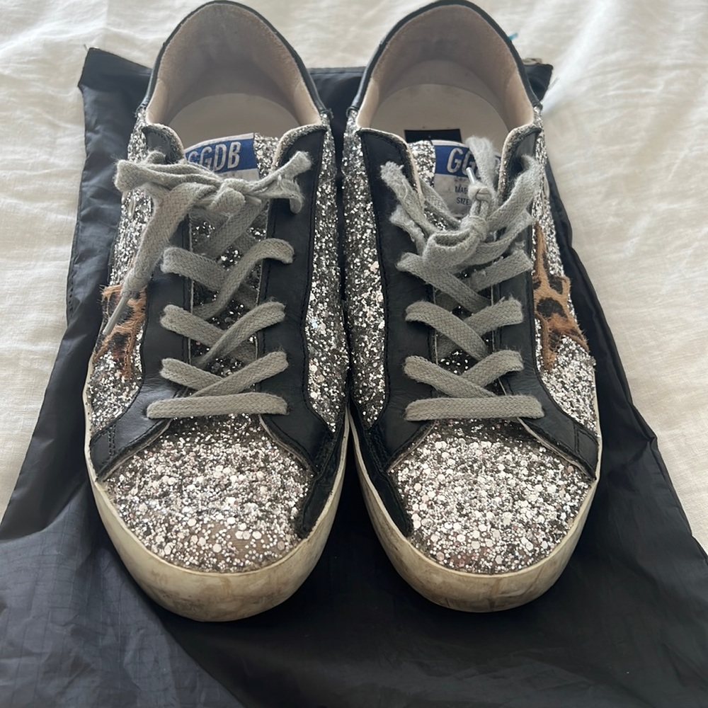 Super cute golden goose sparkle shoes.